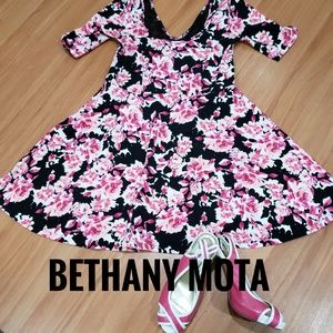 BETHANY MOTA fit & flare floral skater dress M